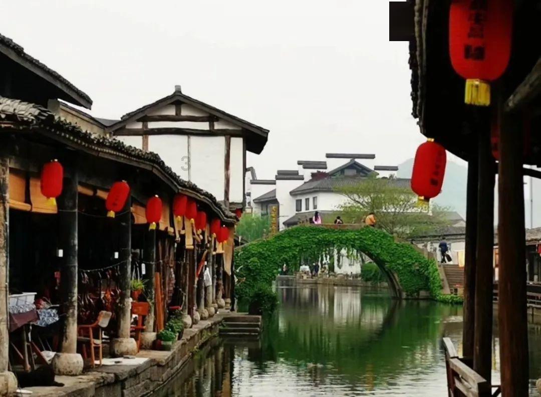小魔仙跳舞